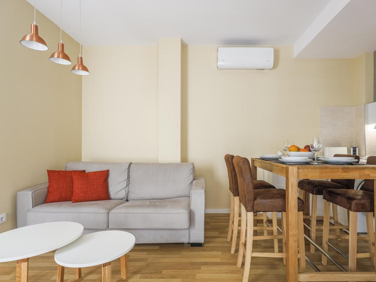 Apartamento 1 Habitacion Plaza San Julian Centro Seville Ngoại thất bức ảnh