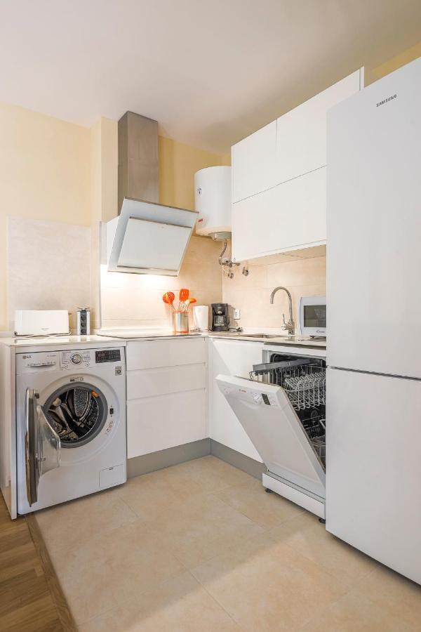 Apartamento 1 Habitacion Plaza San Julian Centro Seville Ngoại thất bức ảnh